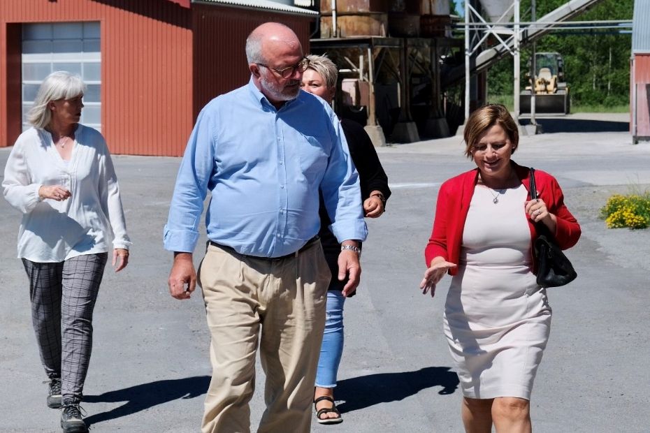 EU-politiker bes�gte Hasle Refractories