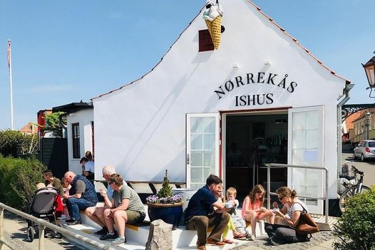 Fortsat underskud hos N�rrek�s Is