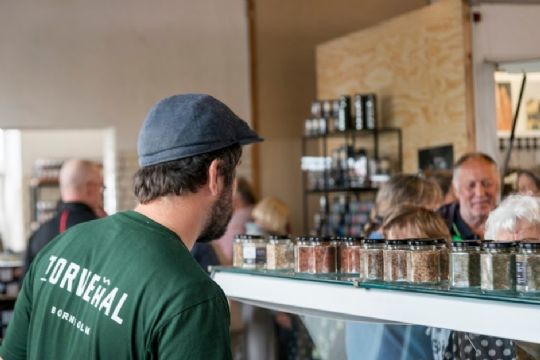 R�de tal i Bornholms Torvehal