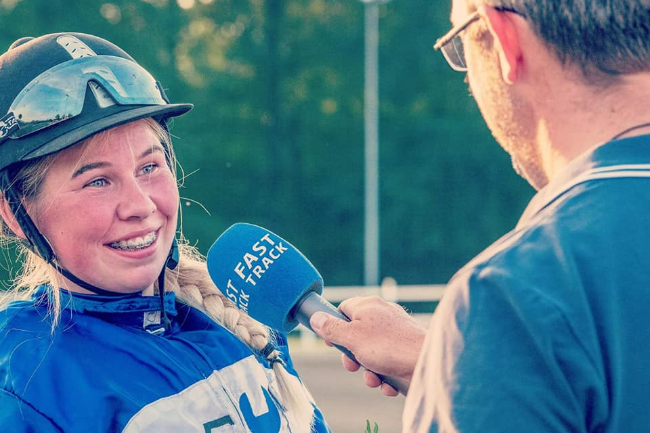 Lang karant�ne og b�de til travsportspige