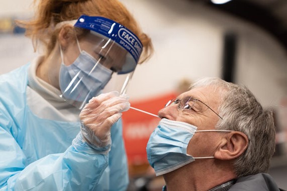 Coronapas udfases 1. oktober