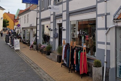 Iv�rks�tterfirma tvangsopl�st