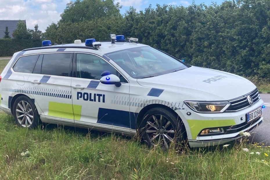 Bilist sigtet for mobilbrug