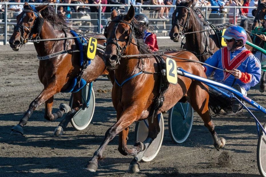Lise Henriksen holder afstanden til forf�lgerne
