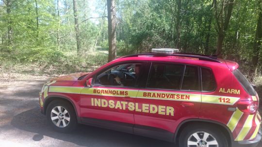 Dreng sad fast i korist p� Hammeren