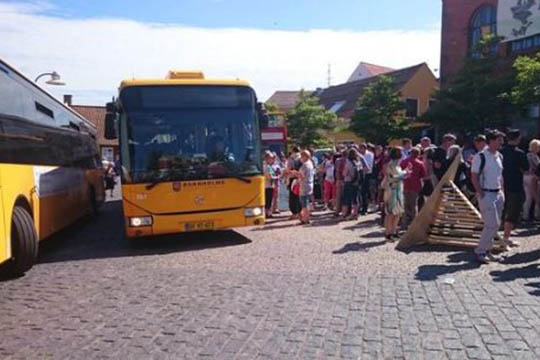 BAT skal selv k�re flere ruter for at spare 500.000