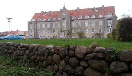 Bornholmerslottet ApS fik b�de p� kvart million