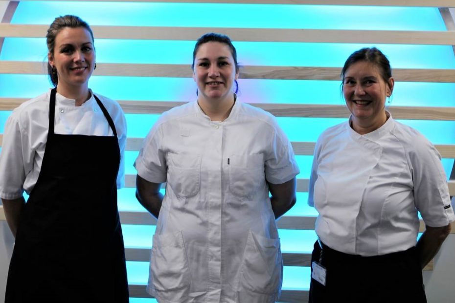 To nye ern�ringsassistenter