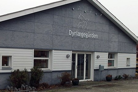 Medejer fratr�der i Dyrl�geg�rden I/S