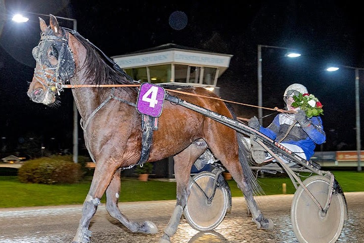 Bornholmsk opdr�t til tops i hovedstaden