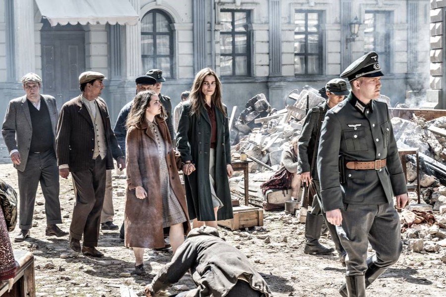 Ny dansk storfilm i R�nne Bio