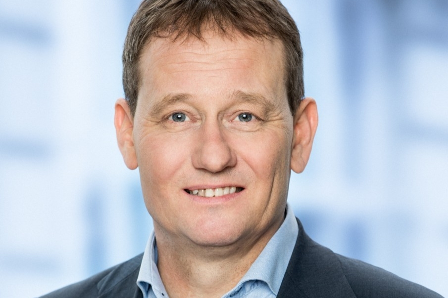 Dele af Venstre vil af med Peter Juel-Jensen