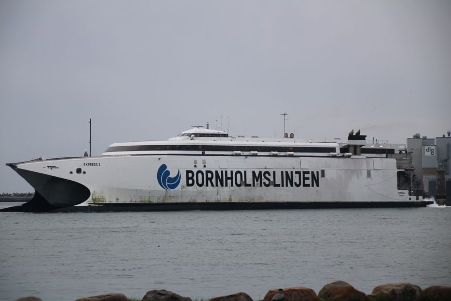 Express 1 aflyses pga storm l�rdag morgen