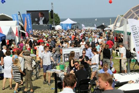 Folkem�det f�r ekstra st�tte fra fond