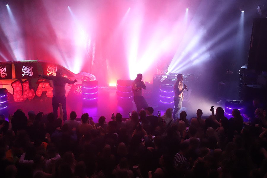 Bandlyst trio fyldte Musikhuzet