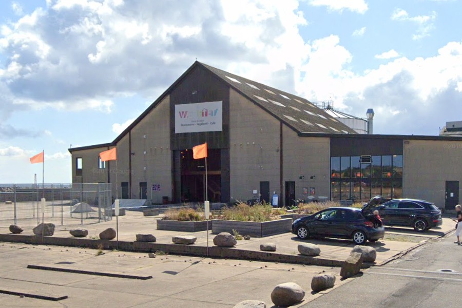 Dr�fter bibliotek i V�rftet i Nex�