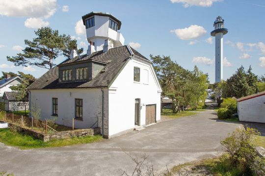 B�de til 46-�rig for ulovlige forbudsskilte