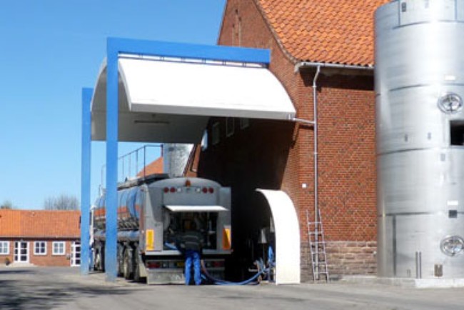 Overproduktion af m�lk uden genfoder