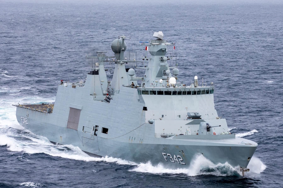 Fregatten Esbern Snare anl�ber R�nne