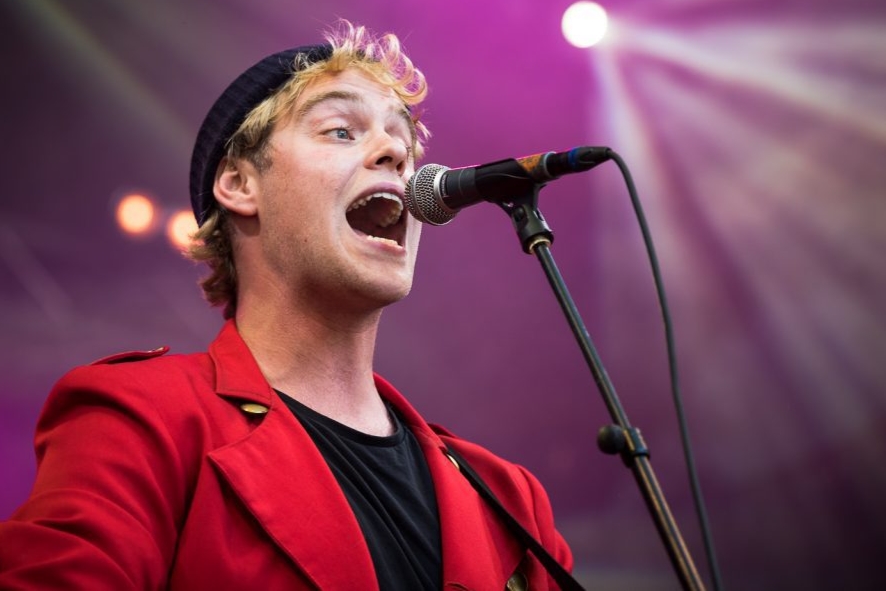 Pop-charm�r giver koncert i Musikhuzet