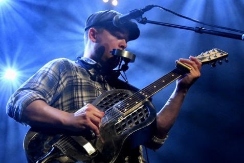 S�ndagsblues i Raschs Pakhuz