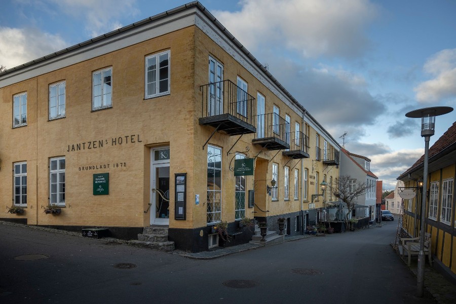 Jantzens Hotel i Gudhjem er solgt