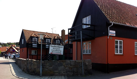 Tjente millioner p� frasalg af ejendomme