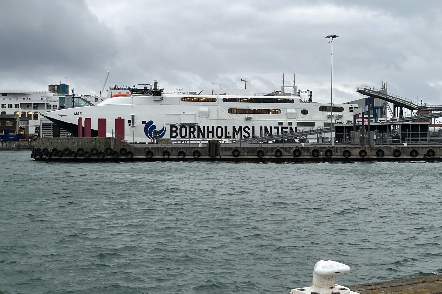 Bl�st stopper Max hele dagen