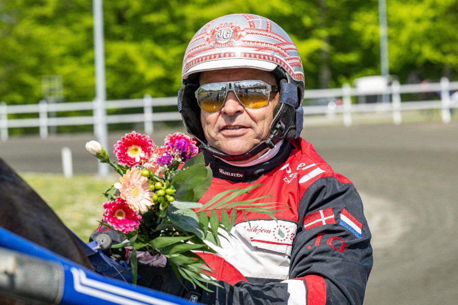 Gommans p� sidelinjen i K�benhavn