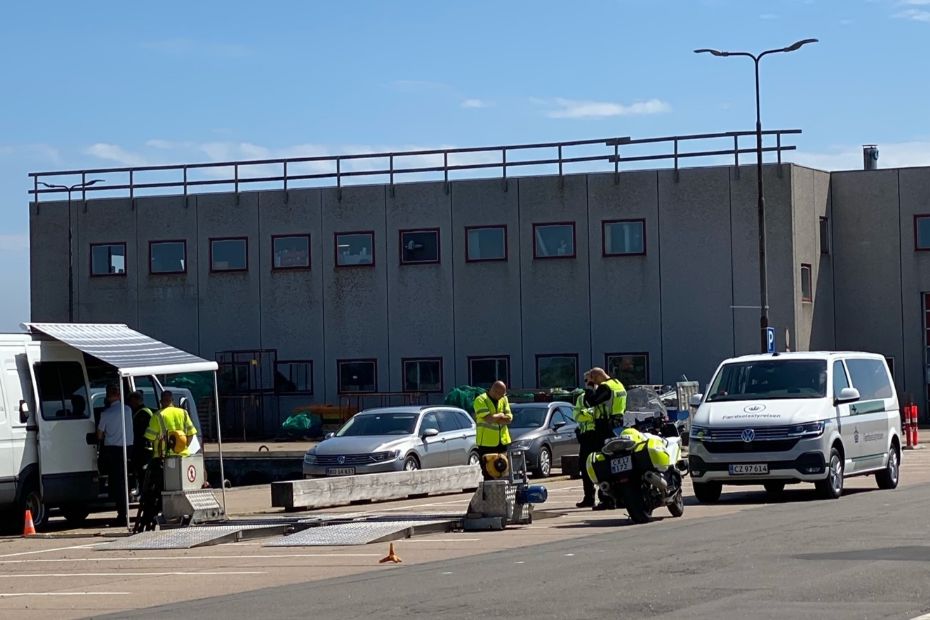 Fejl og mangler p� 12 tunge k�ret�jer 