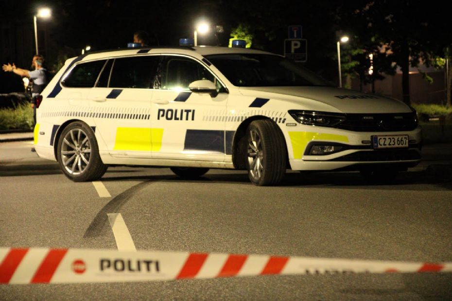 To m�nd anholdt i voldssag fra Allinge