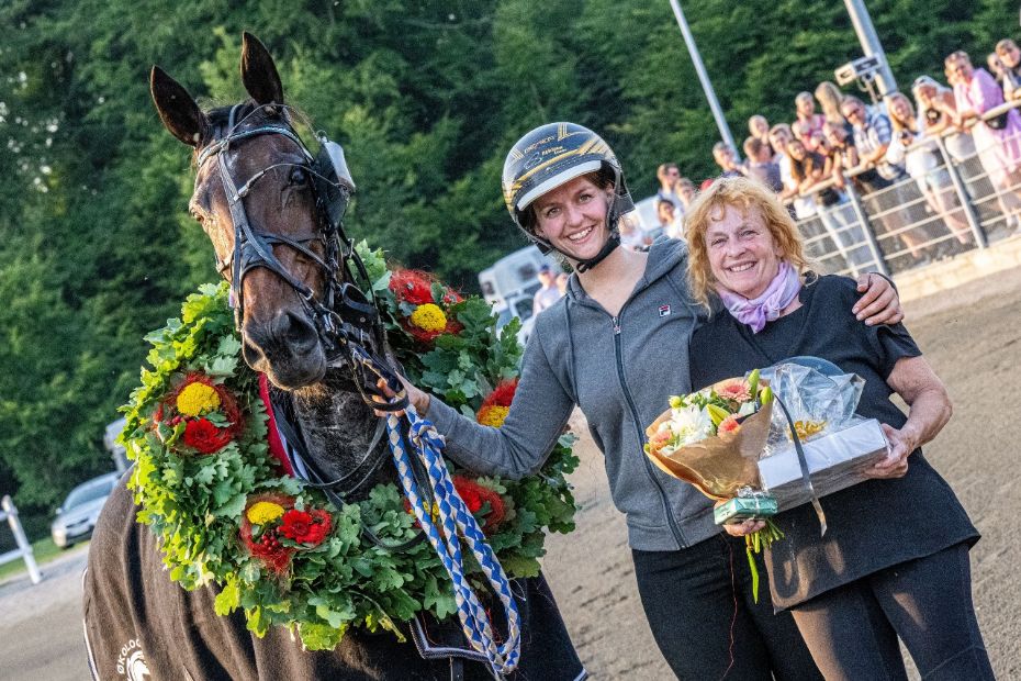 Montemesterskabet f�rste tr�nersejr i �r