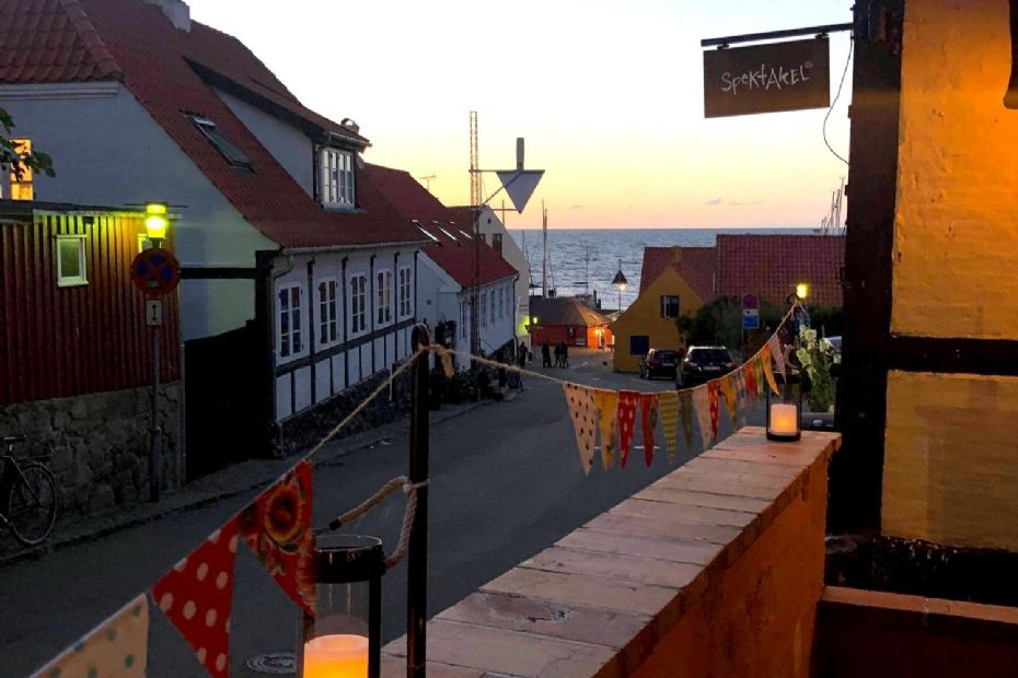 V�kst hos spisested i Gudhjem