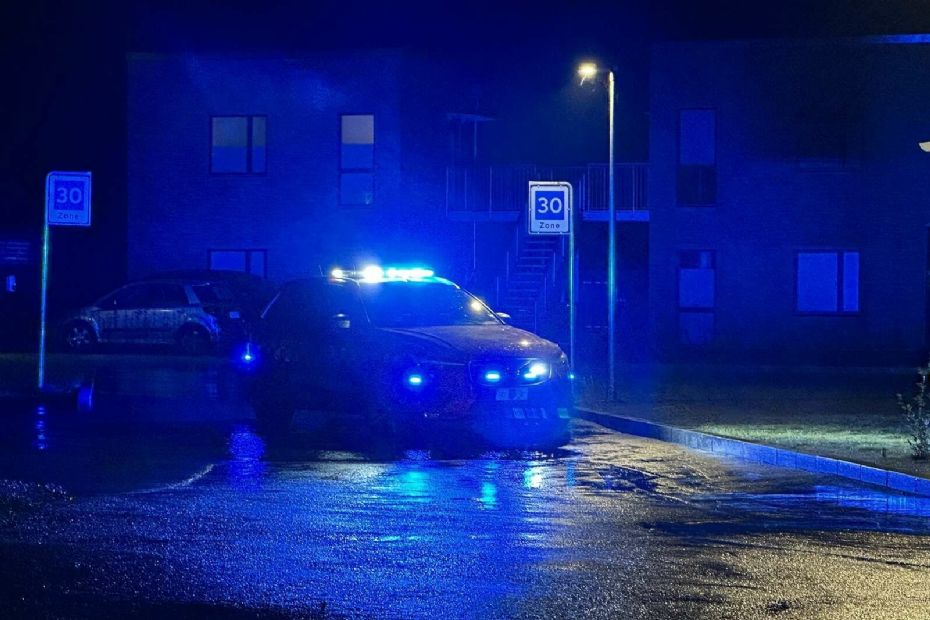 To personer p� hospital efter stormskade i Tejn