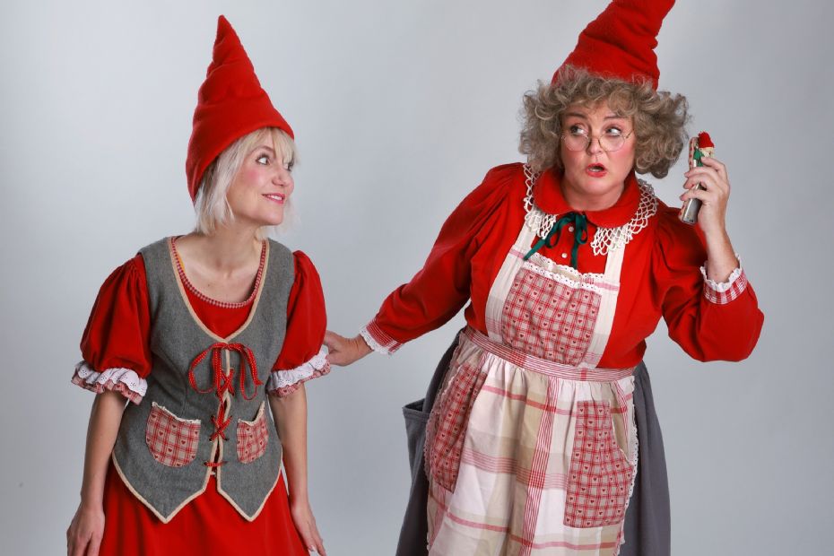 Nissemor og Kanelia i julen�d p� Svanekegaarden