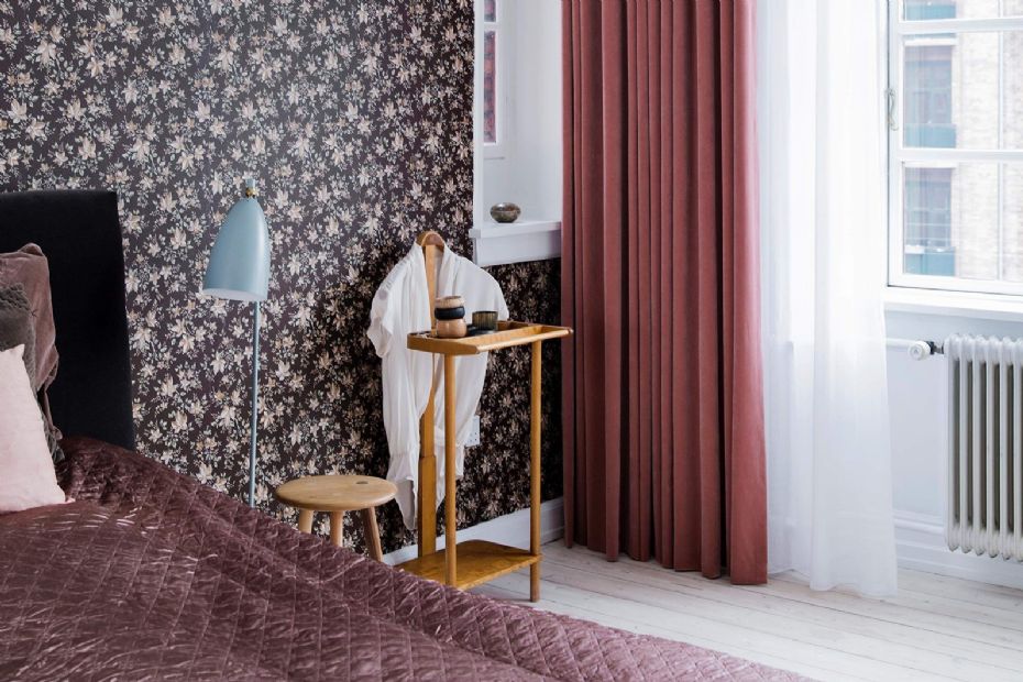 N�r gardinerne falder i med tapetet