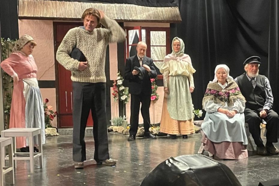 Amat�rer tjente 19.000 p� forestilling