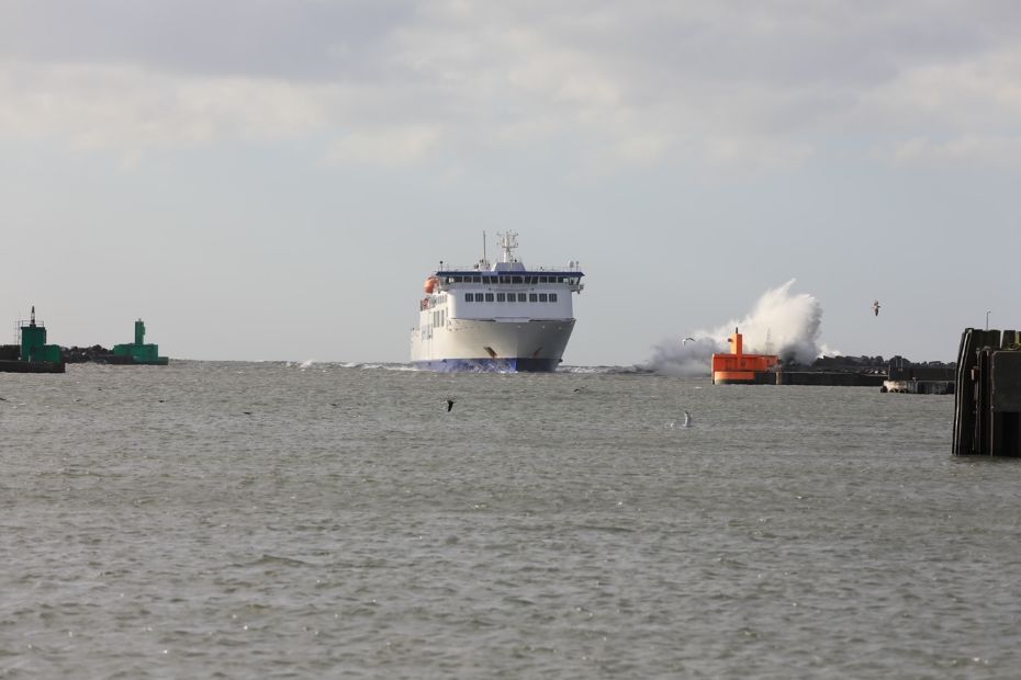 Storm forsinker f�rgetrafikken l�rdag