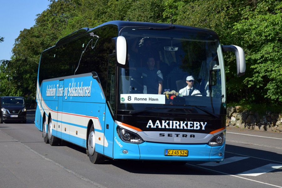 Overskud p� turist- og selskabsk�rsel