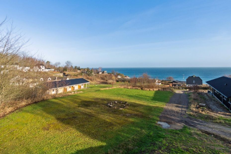 18 fritidsgrunde til salg