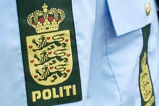 Endnu en cigaretb�de p� Folkem�det