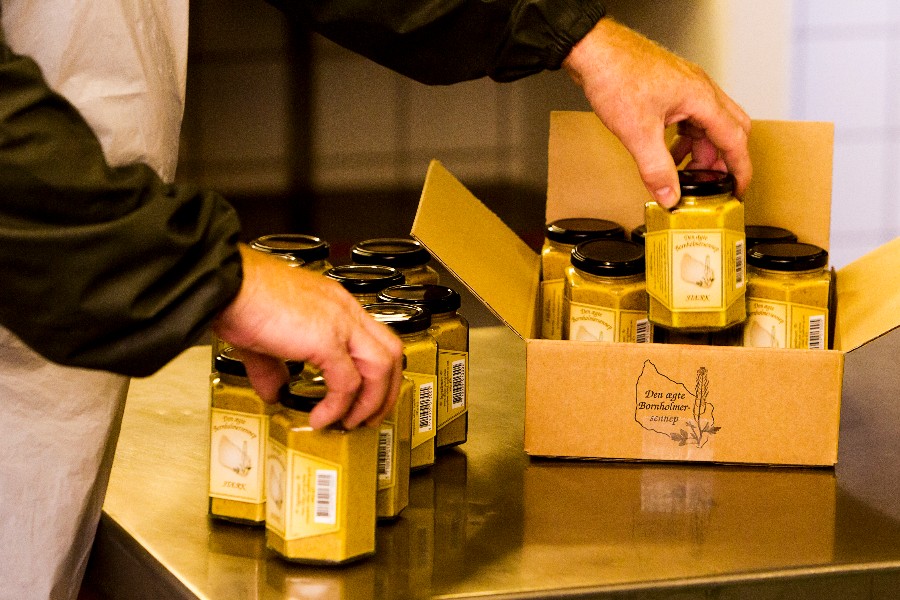 Overskud p� lokal sennep