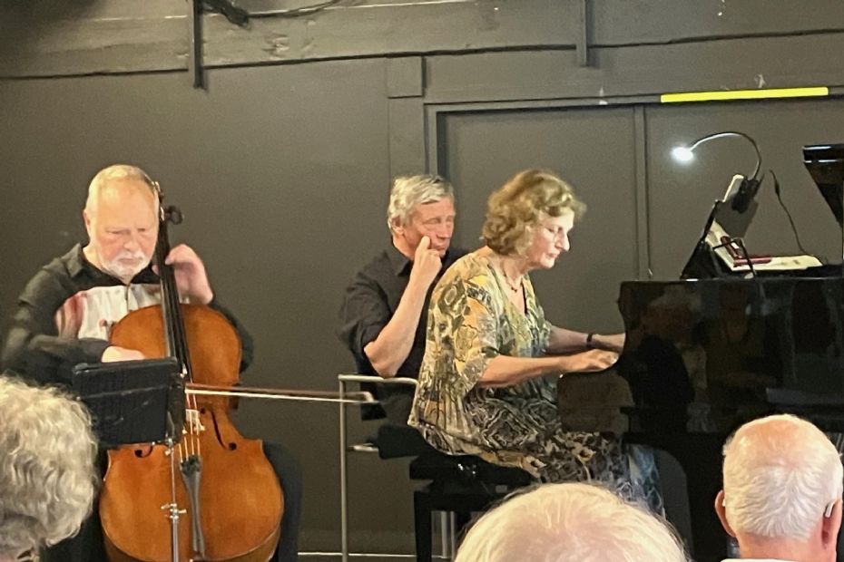 Musik for violin p� cello