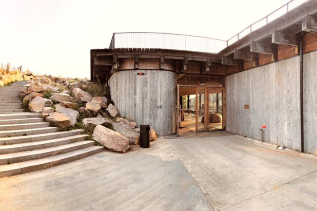 Cafeselskab tjente en del mindre