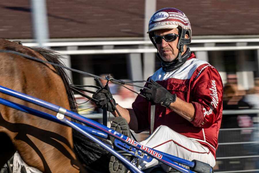 Frank Mikkelsen har ny tops�son