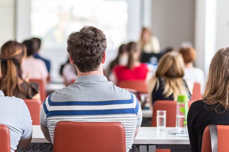 Erhvervsakademi optager 19 studerende