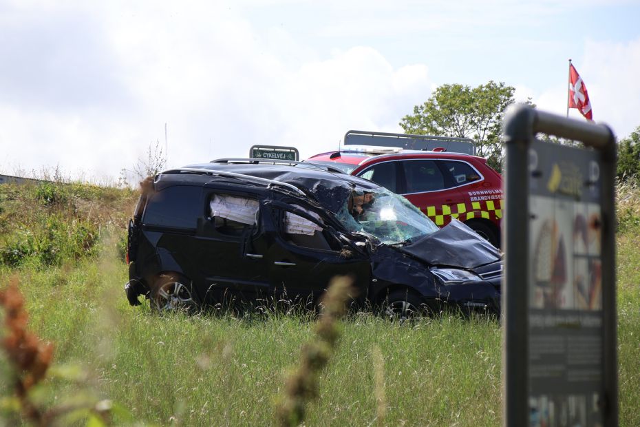 Tre p� hospital efter solouheld p� Helligdomsvej