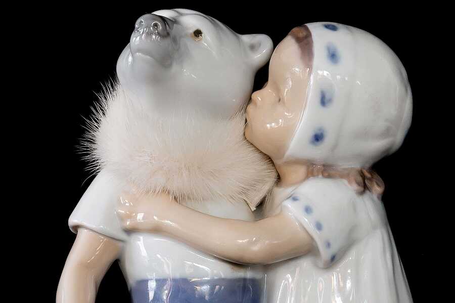 Surrealistisk univers i Svanekegaarden