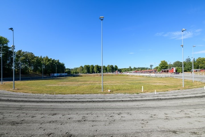 Travbanen lukket for tr�ning