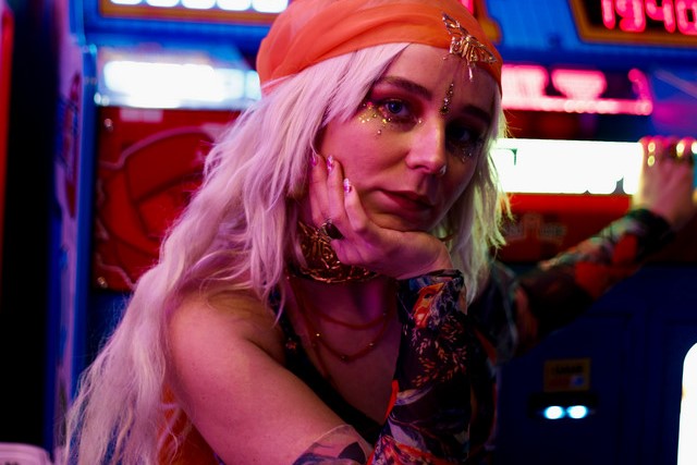 Pop-artist i Raschs Pakhuz